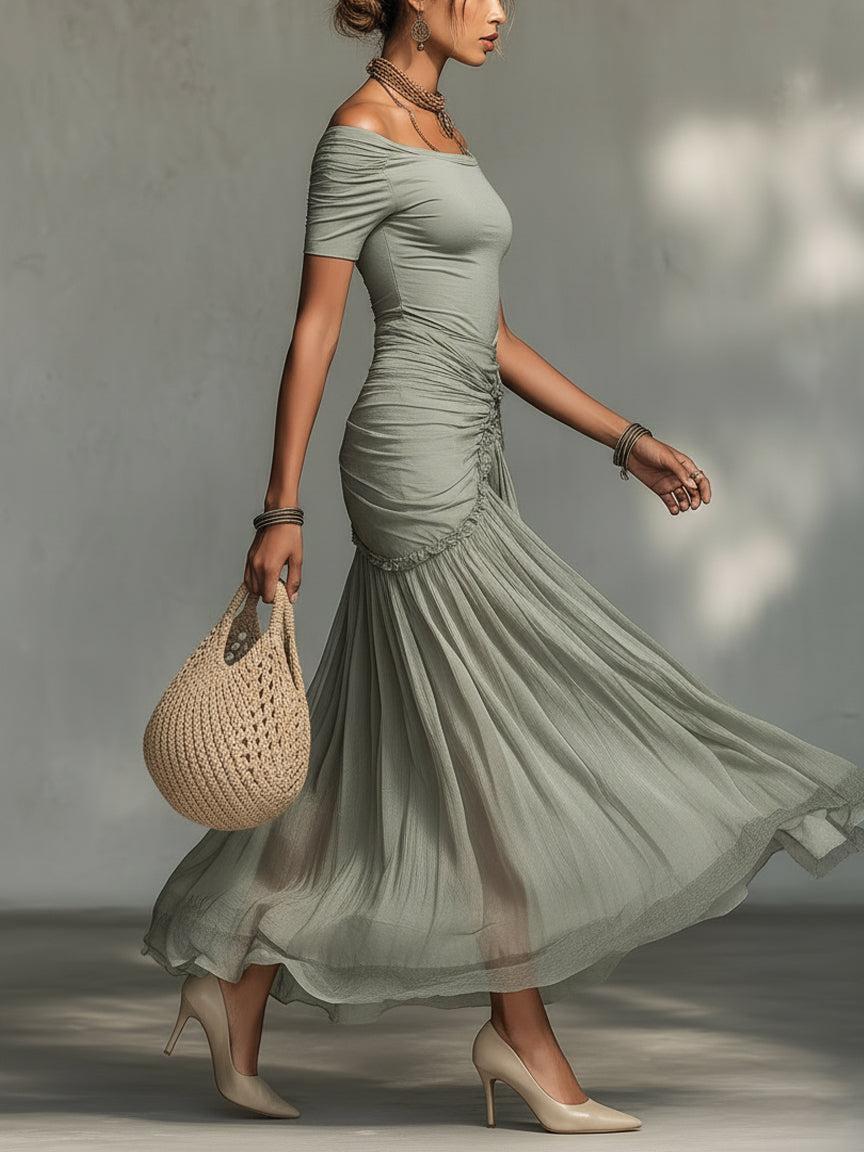 Vestito lungo grigio in tessuto elasticizzato e chiffon