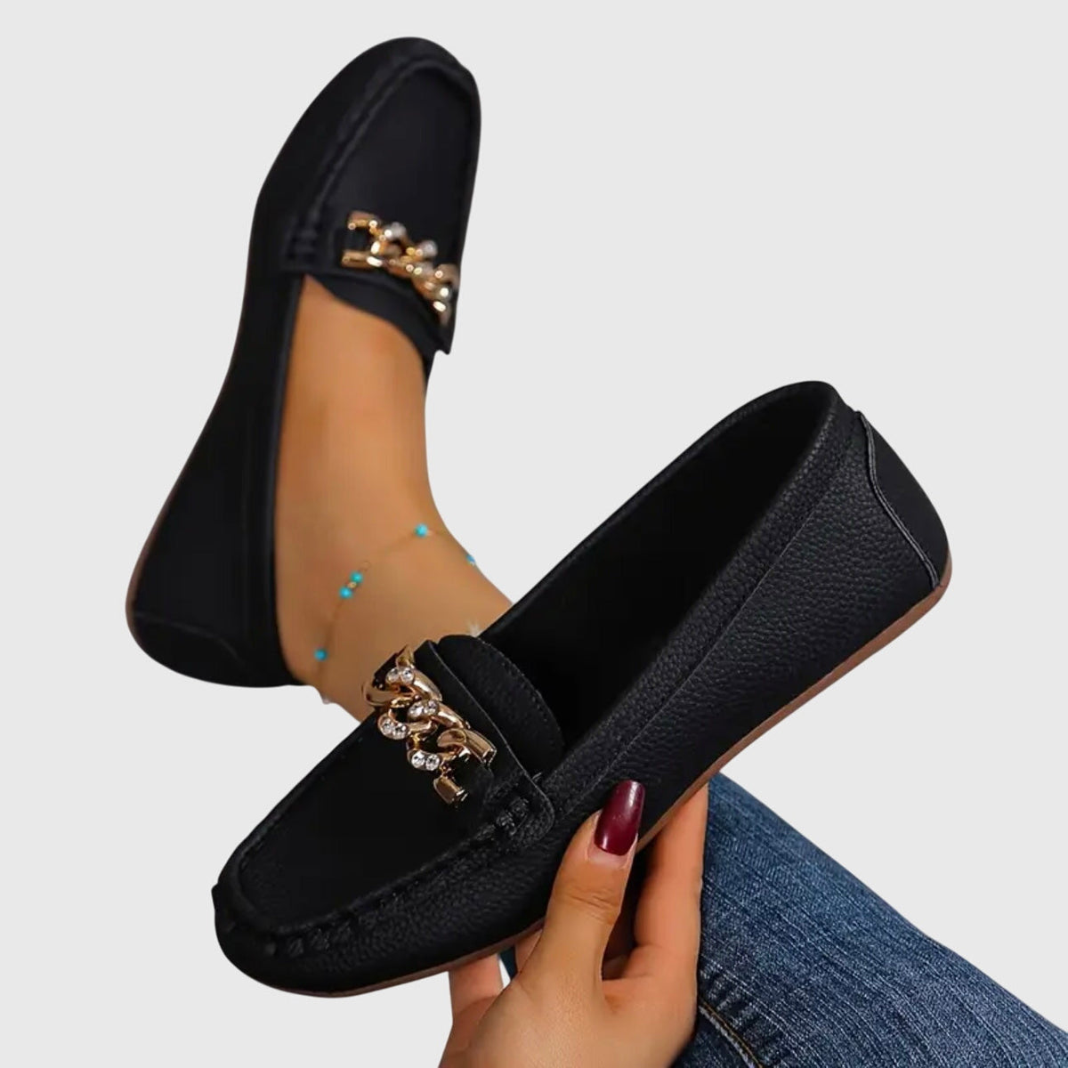 MELISSA | MOCASINES CON CADENA DORADA