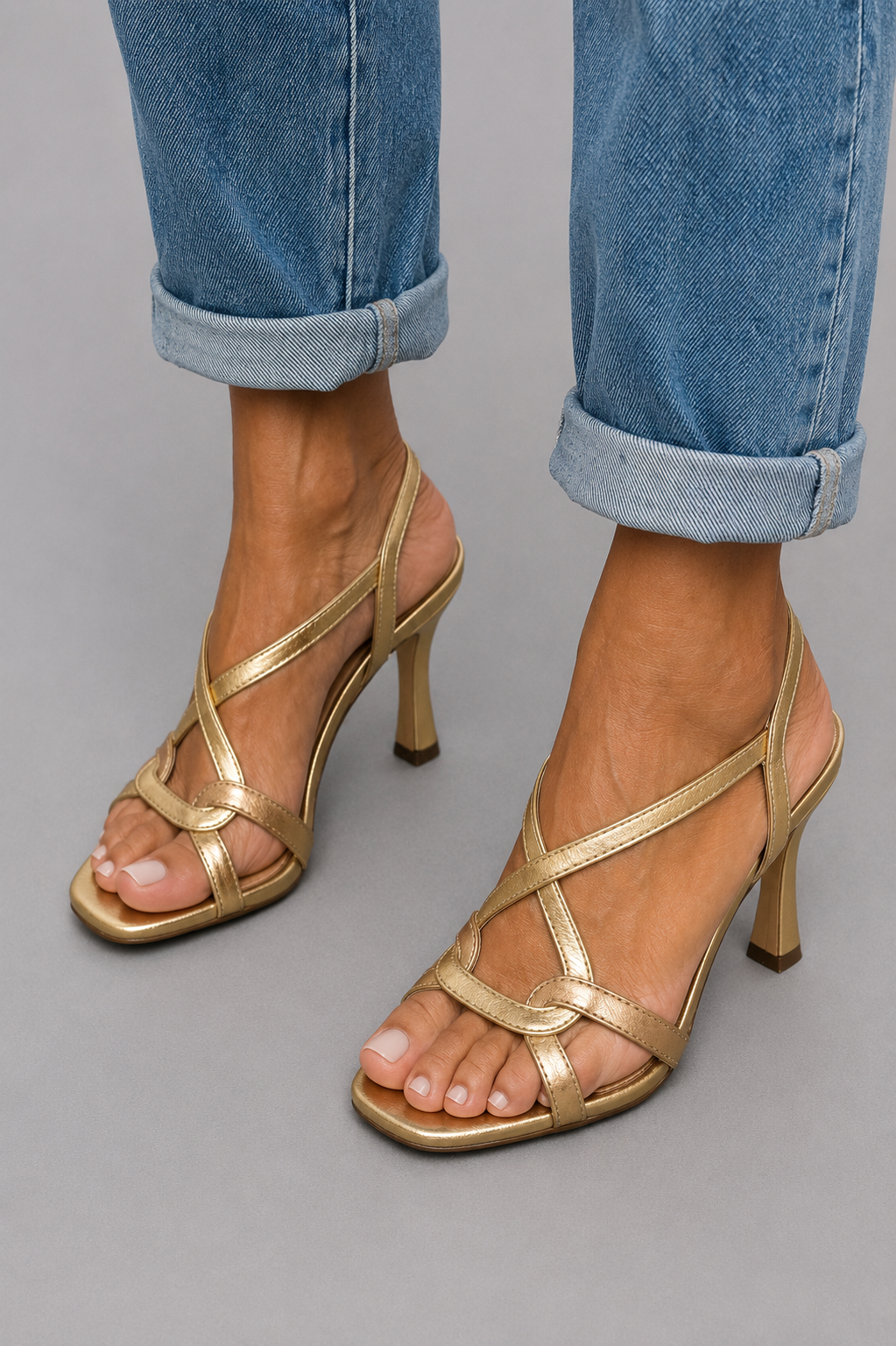 Gemma - Sandalias doradas de verano con encanto